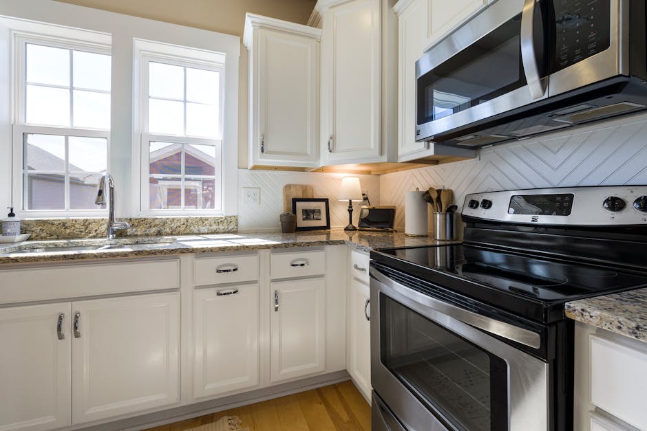 The rise of the black range hood: Transforming modern kitchen aesthetics
